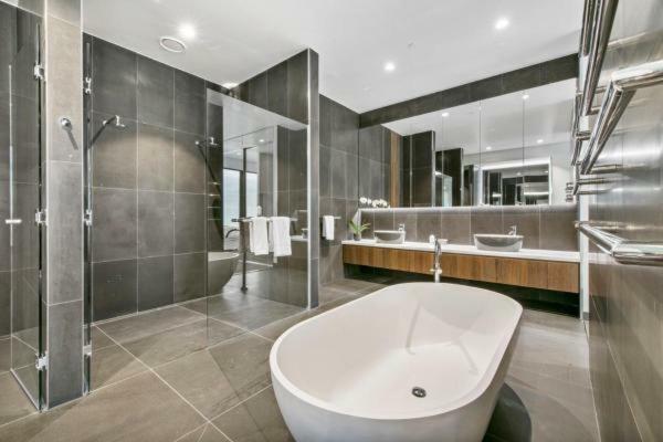 Experience Platinum Hotel Apartments Melburne Exterior foto