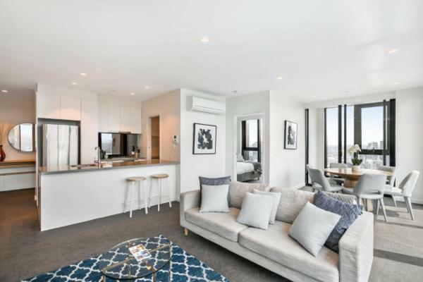 Experience Platinum Hotel Apartments Melburne Exterior foto